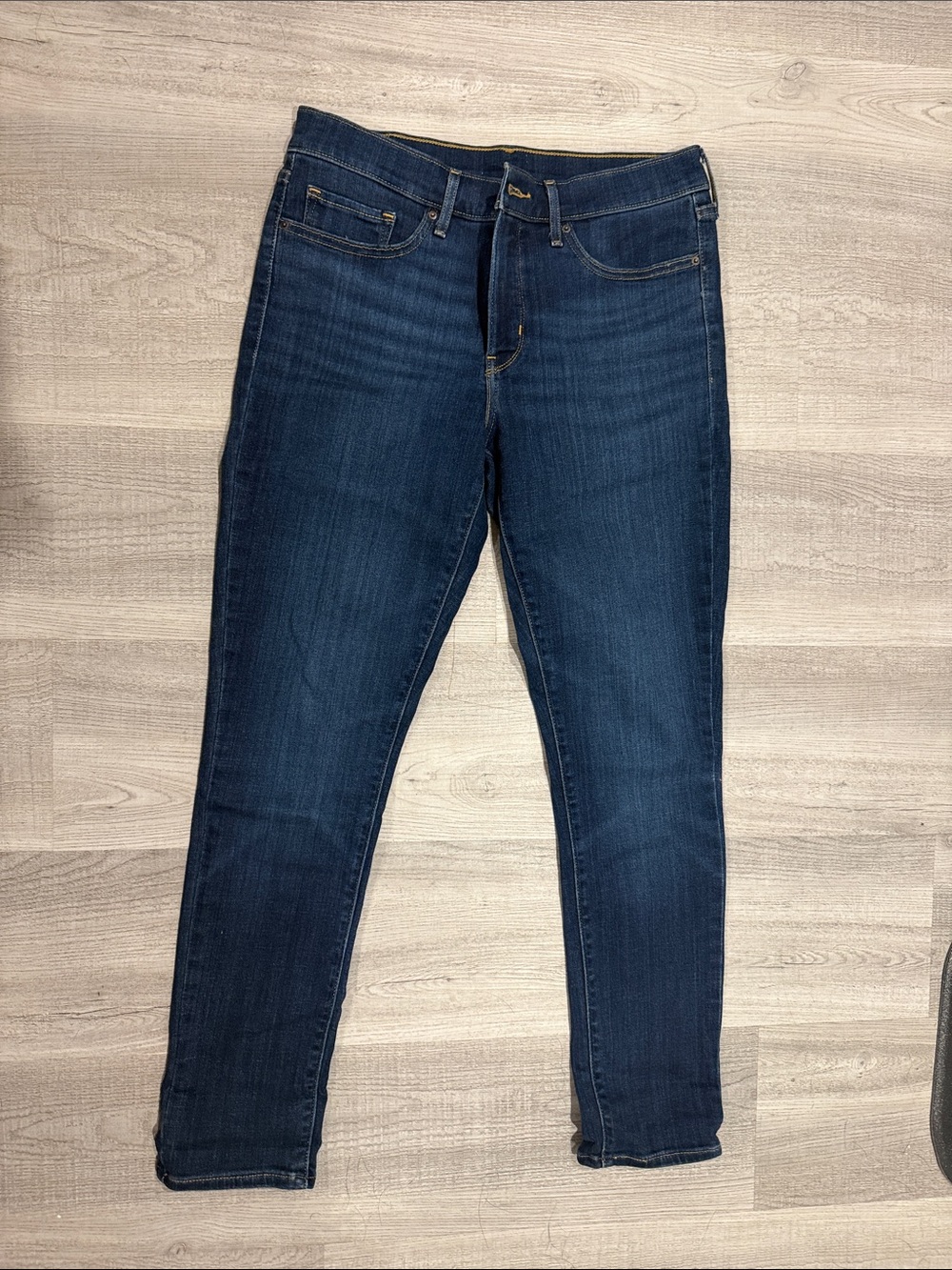 Levi's Dark Indigo Women's Skinny Jeans
